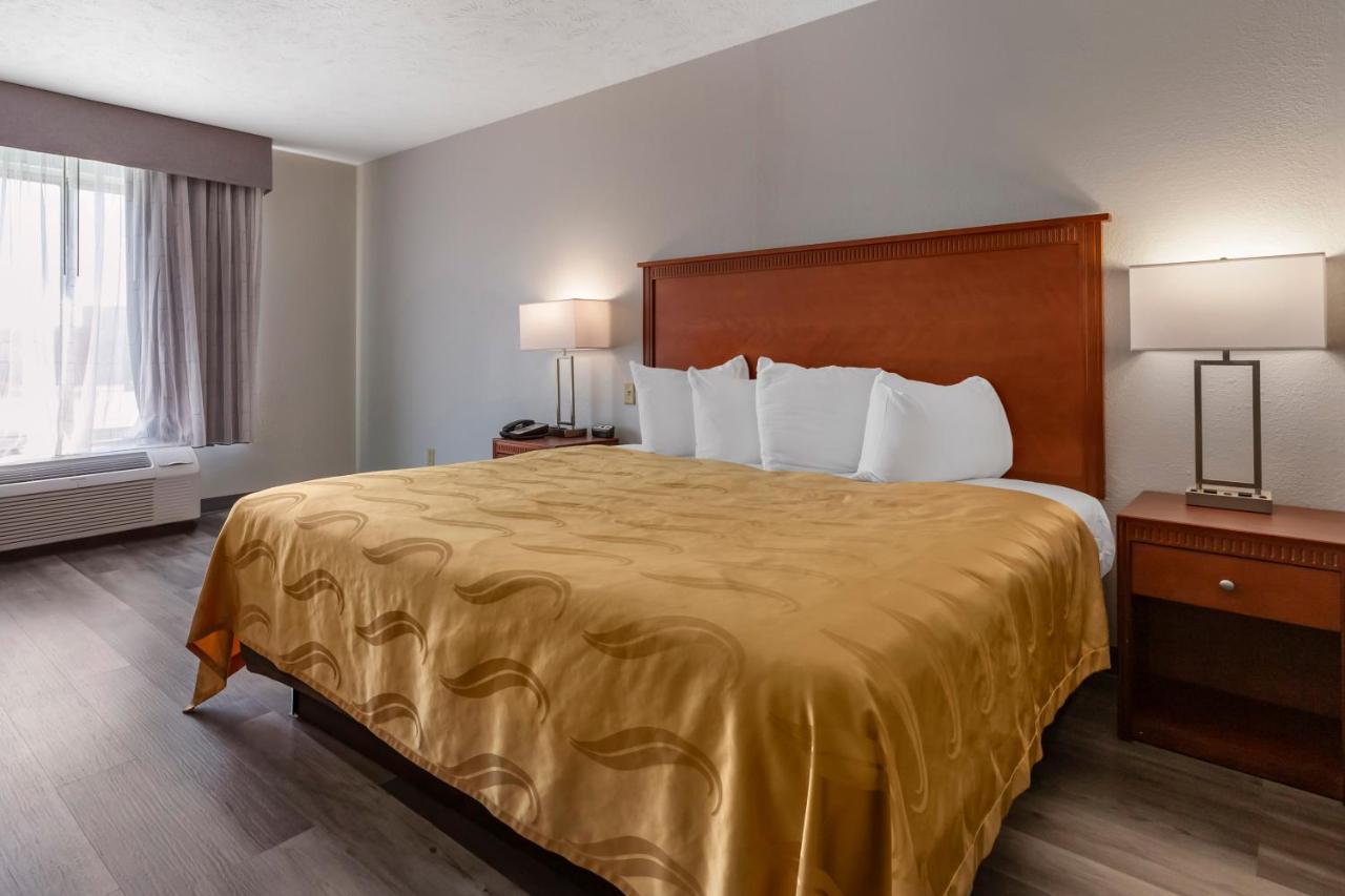 Quality Inn Fayetteville Near Fort Bragg Dış mekan fotoğraf