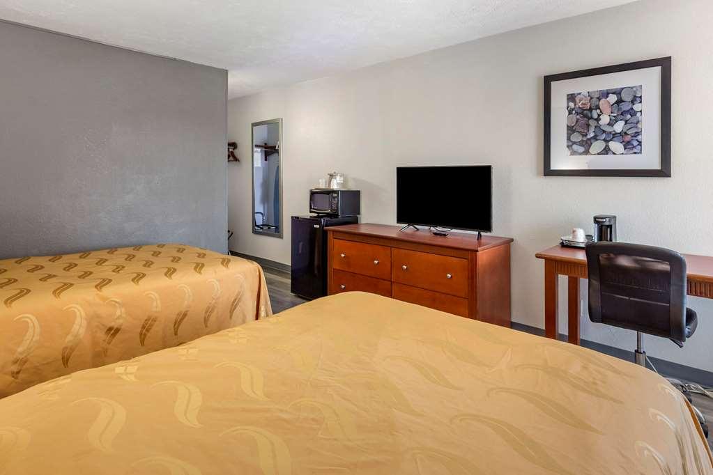 Quality Inn Fayetteville Near Fort Bragg Oda fotoğraf
