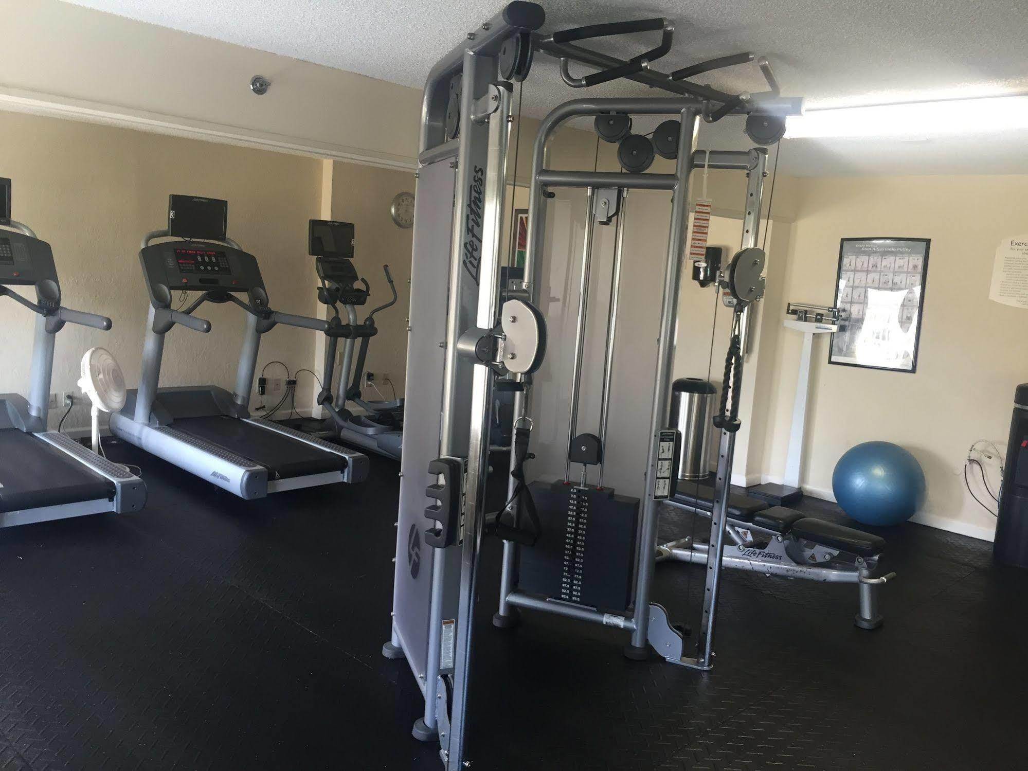 Quality Inn Fayetteville Near Fort Bragg Dış mekan fotoğraf